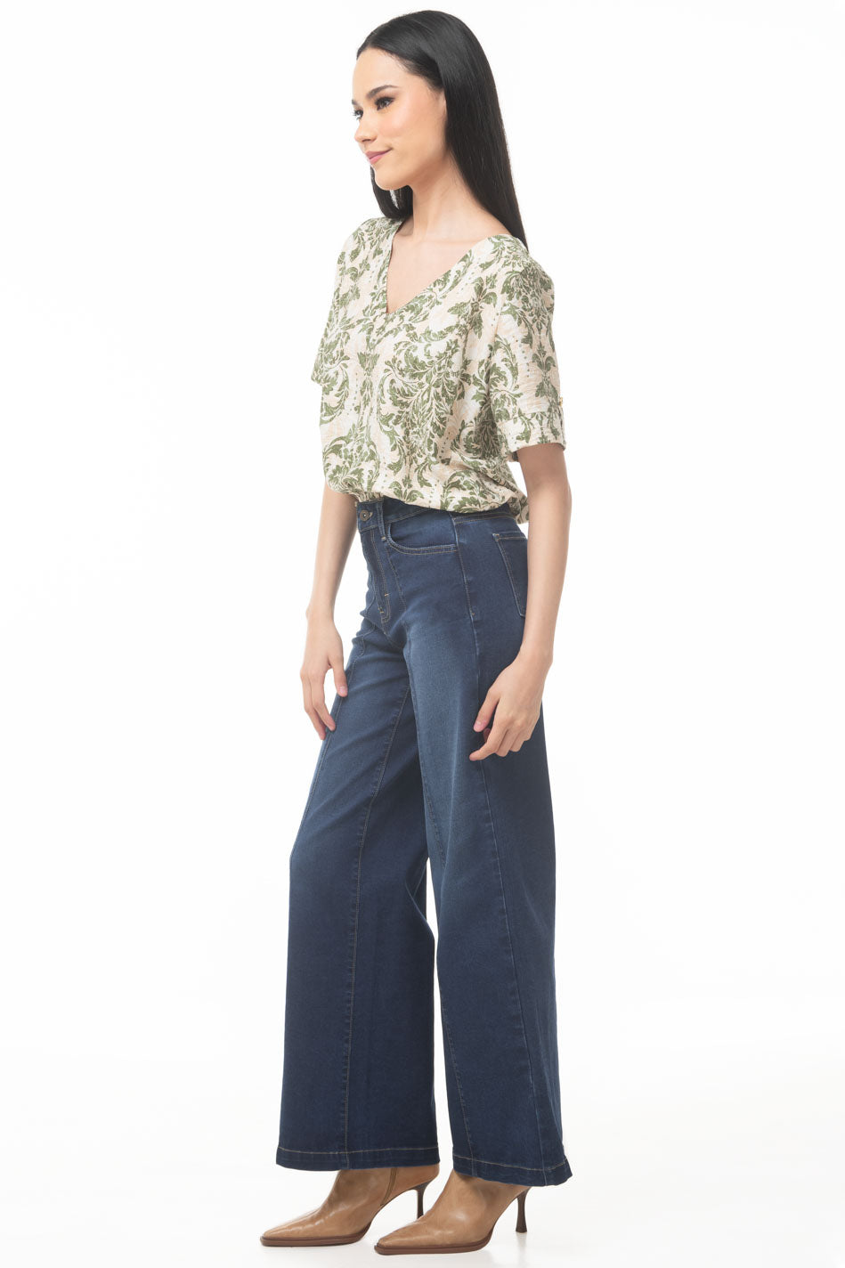 JC1106-VER-03.jpg