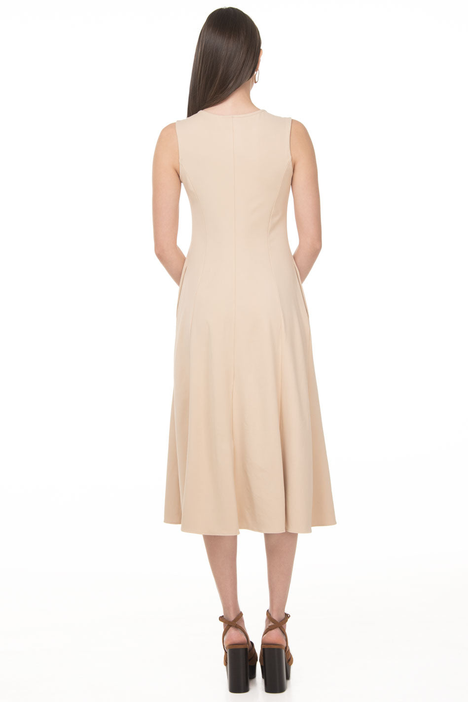 JC1226-ARE-02.jpg