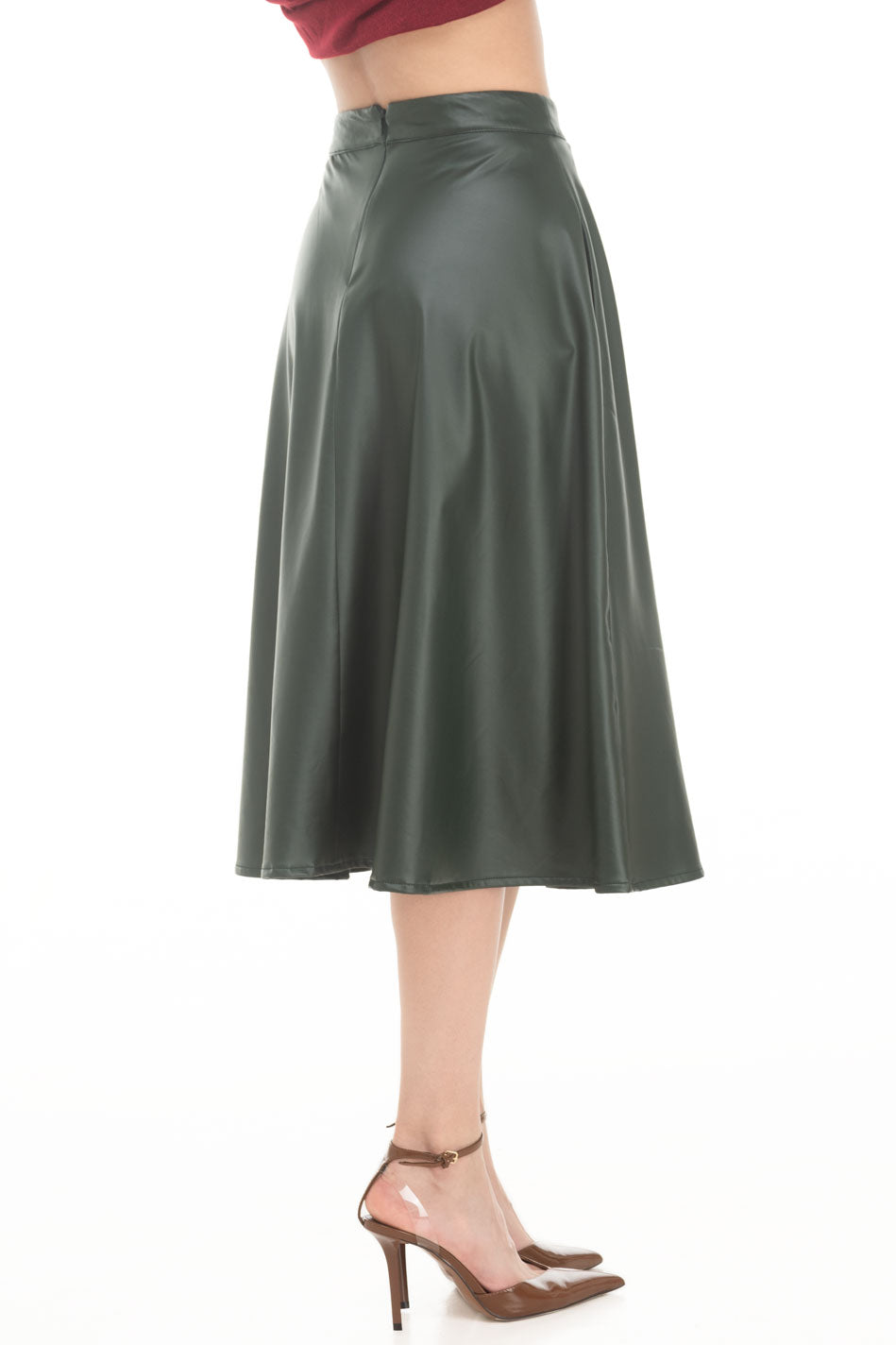 SE0726:2510:Falda Semicircular En Ecopiel Lisa Midi Con Pretina Y Bolsas