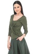 VD3837:2510:Blusa Lisa Drapeada Al Frente Cuello Redondo Manga 3/4